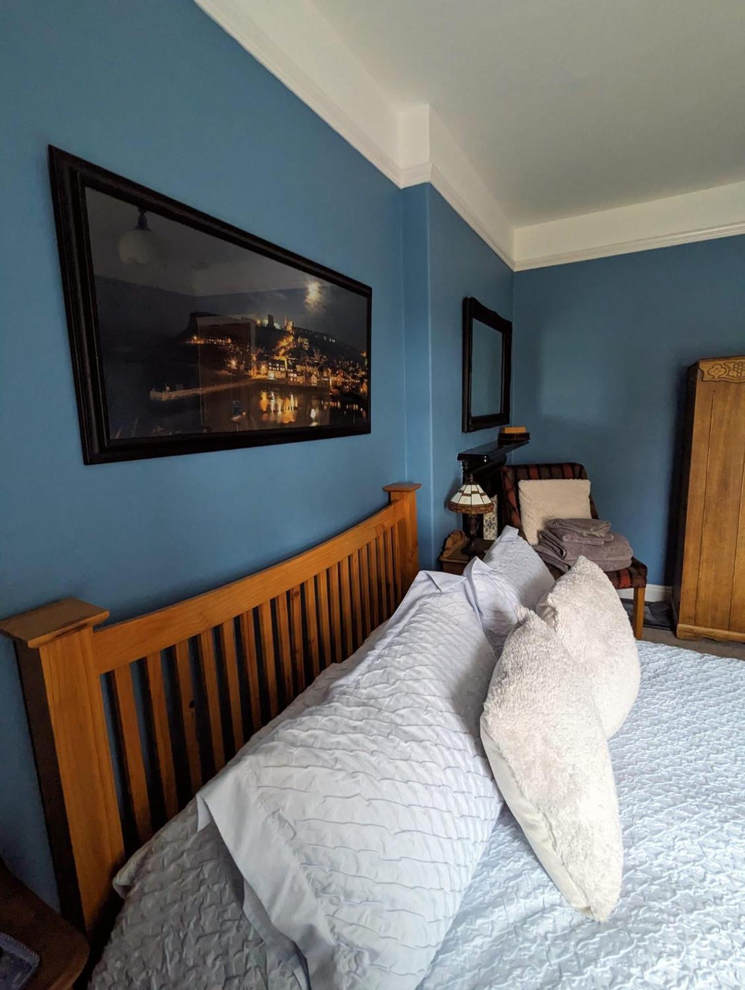 Number 18 Bed & Breakfast Whitby Exterior foto